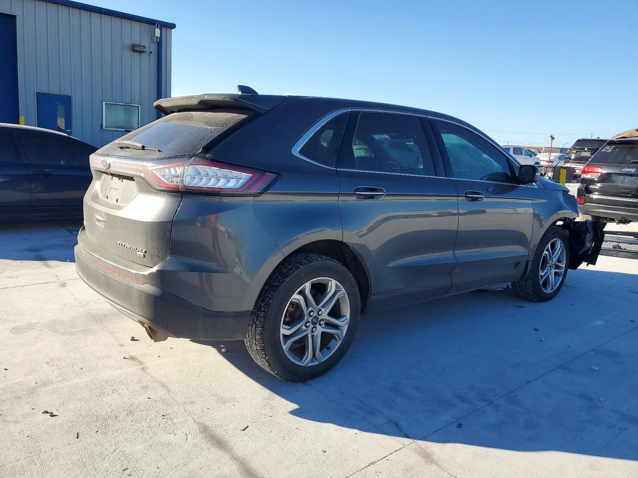 2017 FORD EDGE TITANIUM photo 3