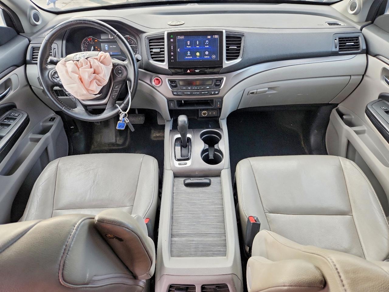 2016 HONDA PILOT EXL photo 8