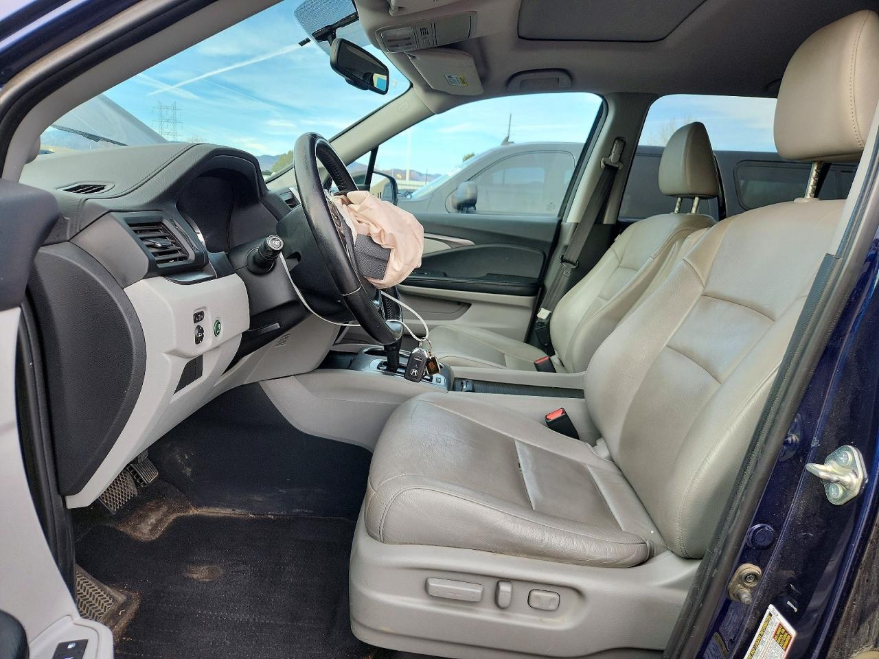 2016 HONDA PILOT EXL photo 7