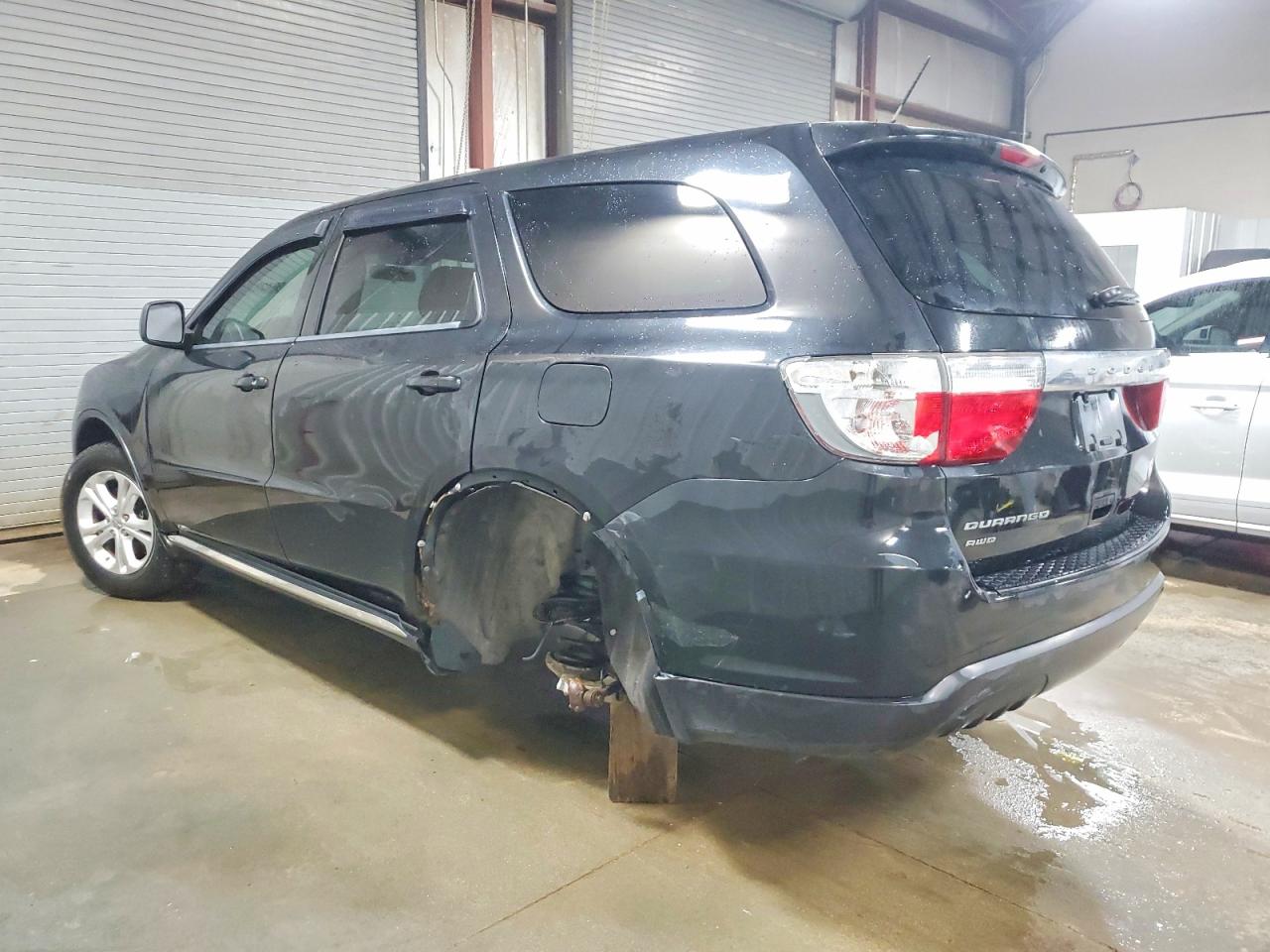 2013 DODGE DURANGO SXT photo 2