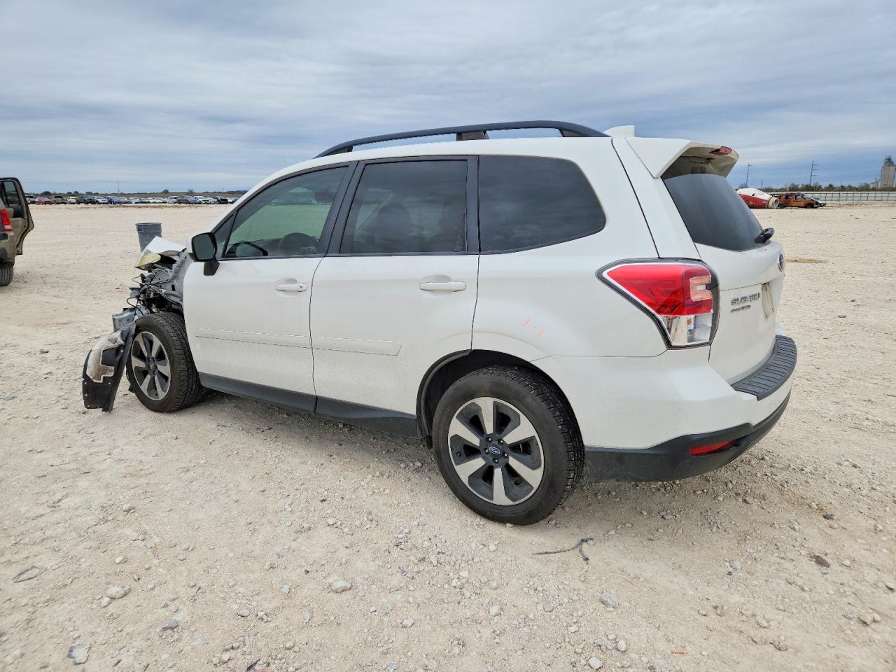 2018 SUBARU FORESTER 2.5I PREMIUM photo 2