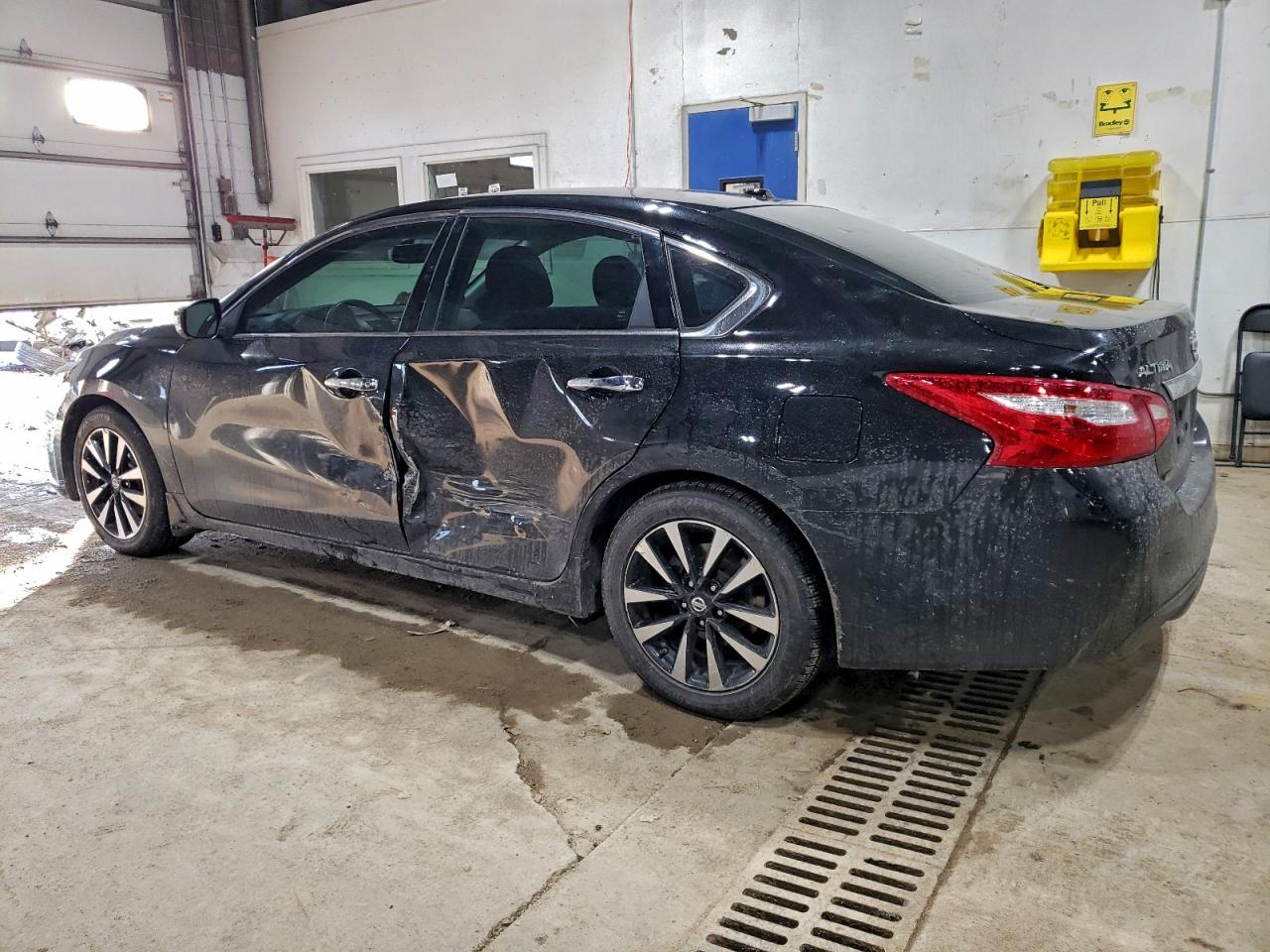 2017 NISSAN ALTIMA 2.5 photo 2