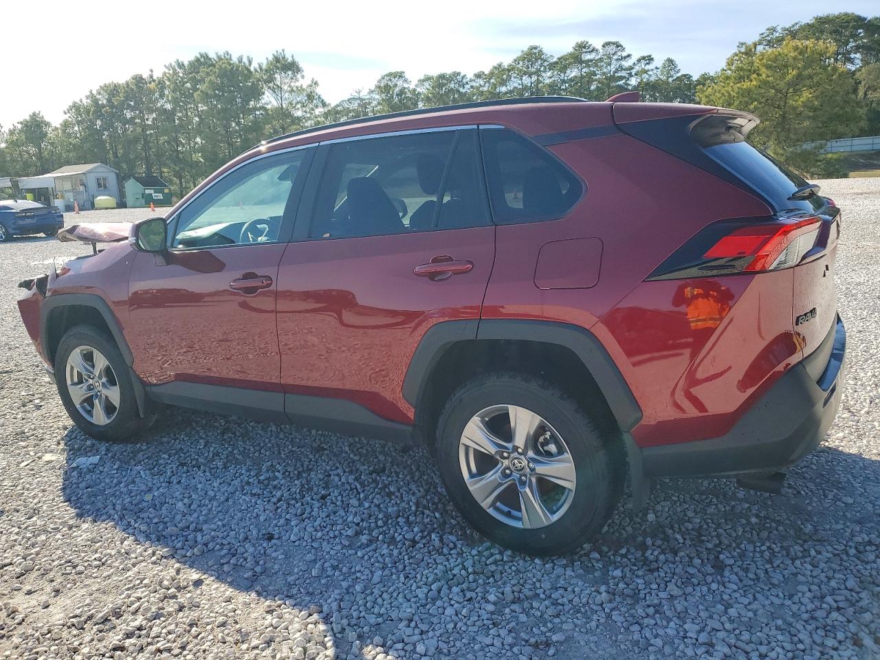 2025 TOYOTA RAV4 XLE photo 2