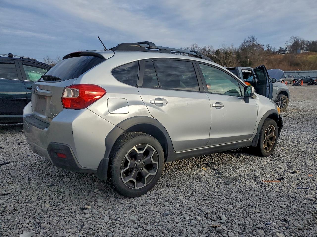 2013 SUBARU XV CROSSTREK 2.0 PREMIUM photo 3
