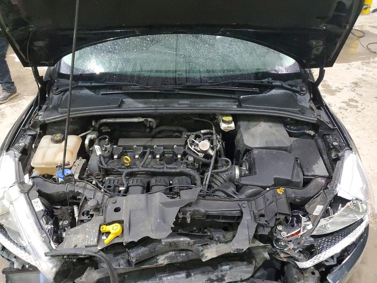 2018 FORD FOCUS SE photo 11