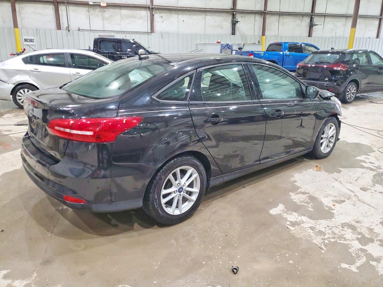 2018 FORD FOCUS SE photo 3