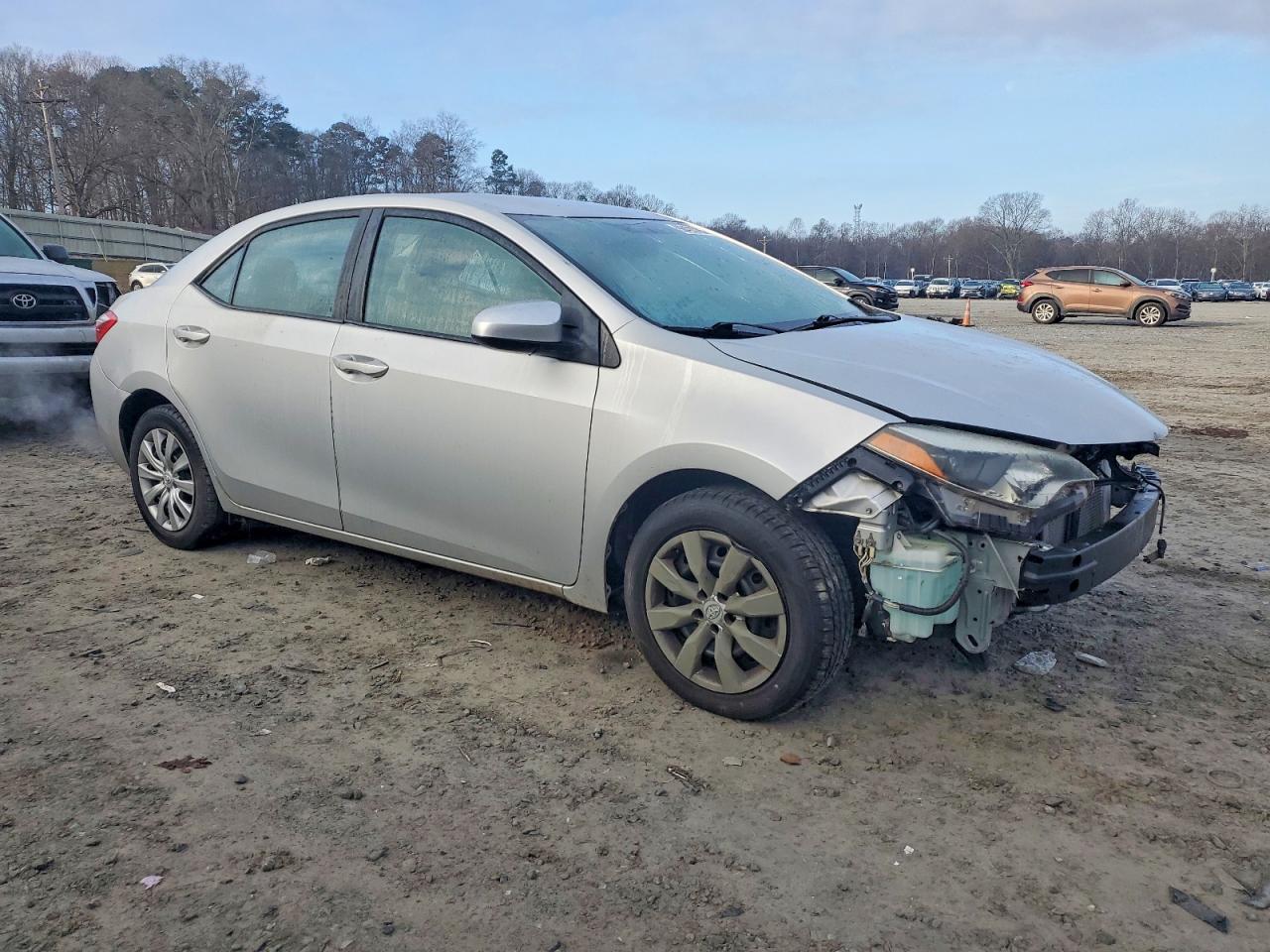 2014 TOYOTA COROLLA L photo 4