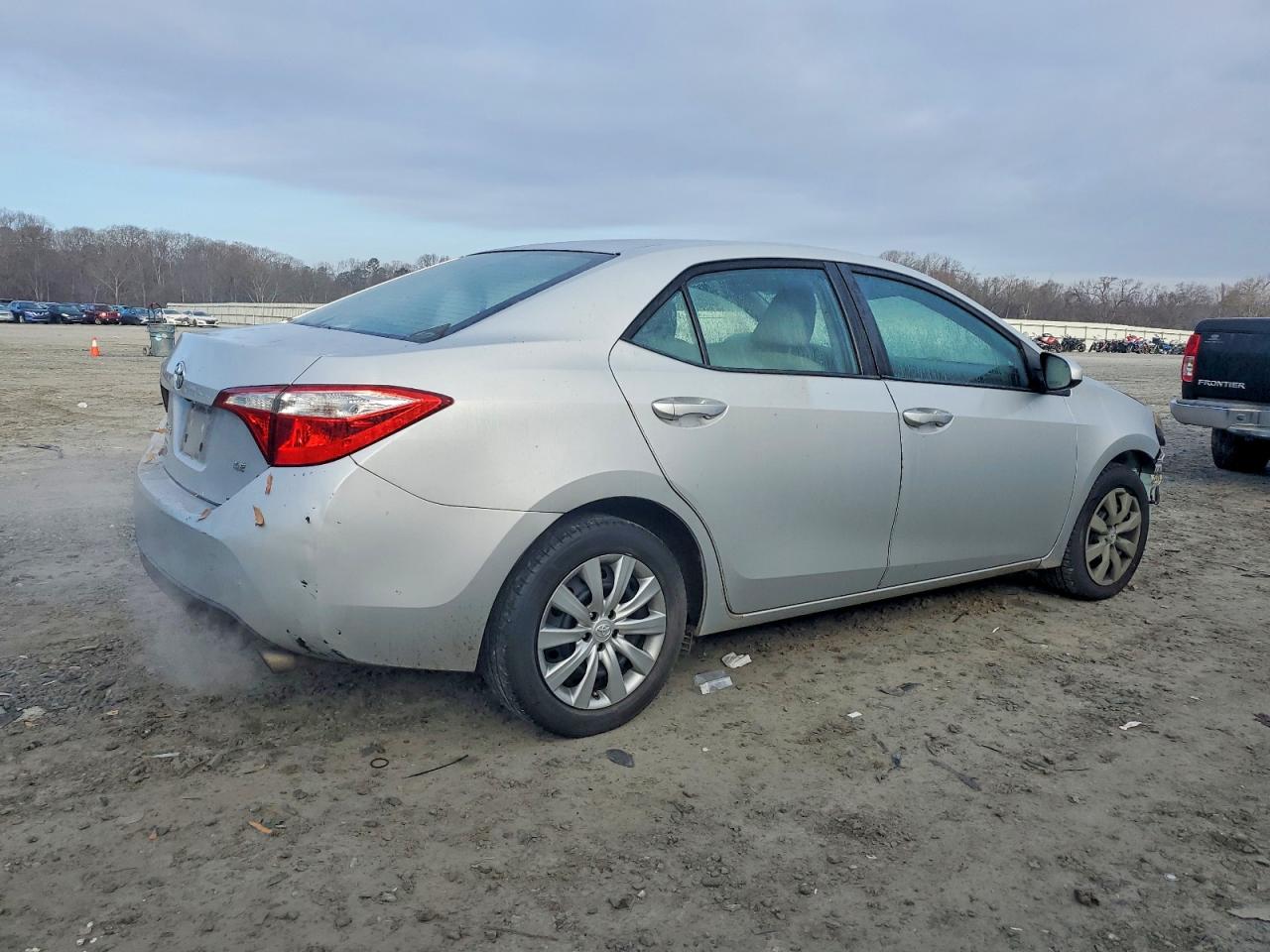 2014 TOYOTA COROLLA L photo 3