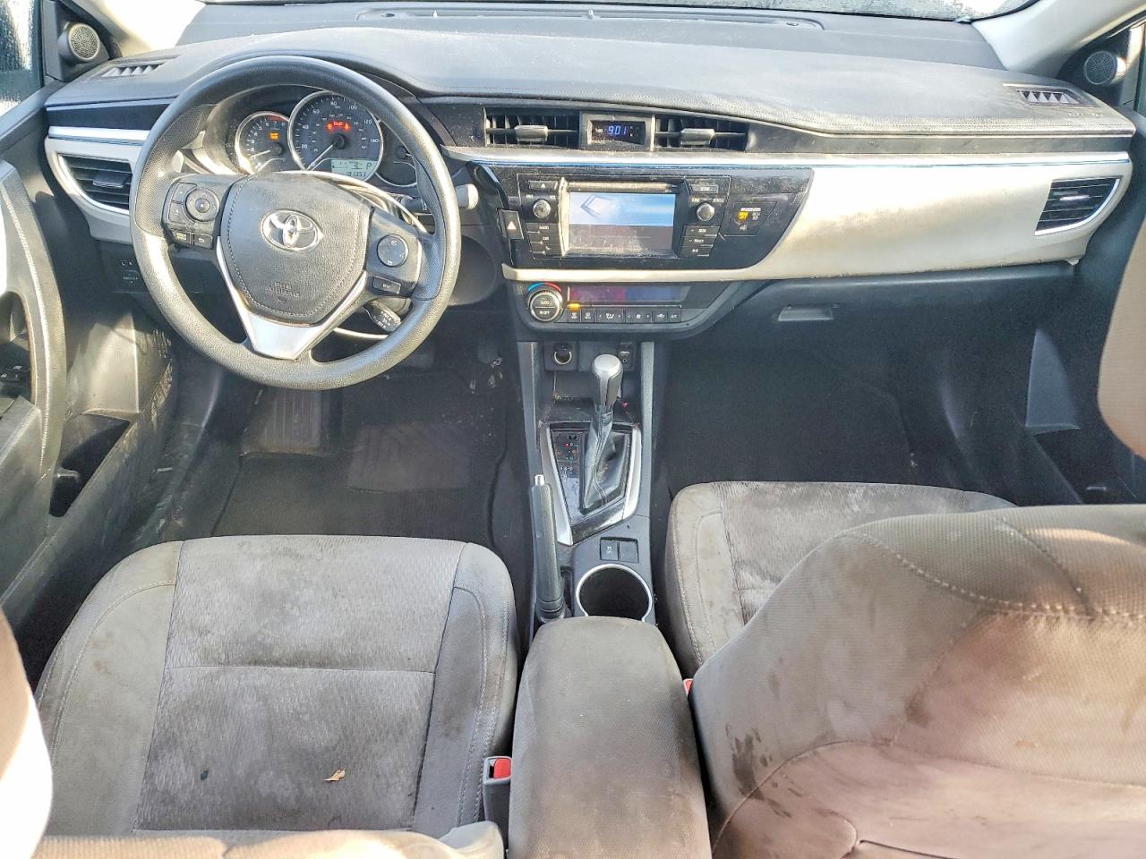 2014 TOYOTA COROLLA L photo 8