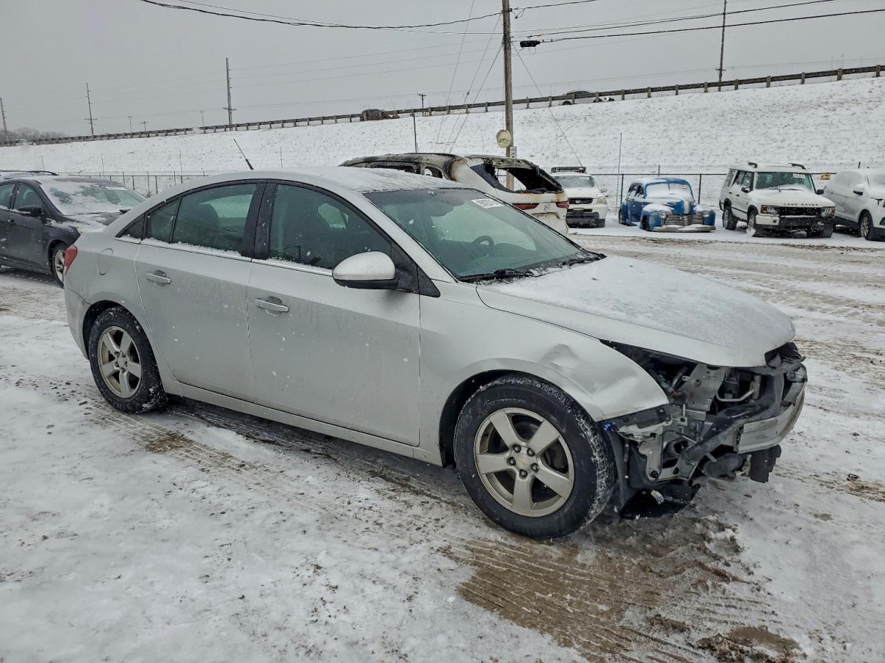 2014 CHEVROLET CRUZE LT photo 4