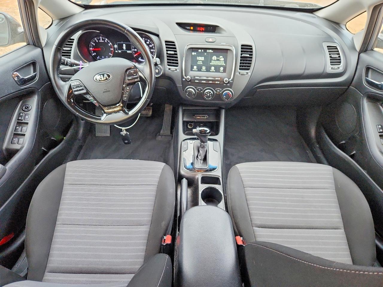 2018 KIA FORTE LX photo 8