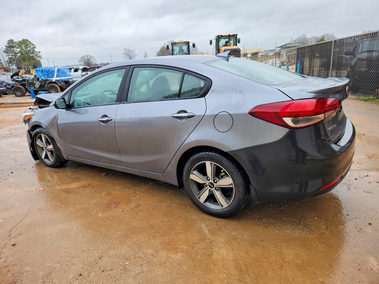 2018 KIA FORTE LX photo 2