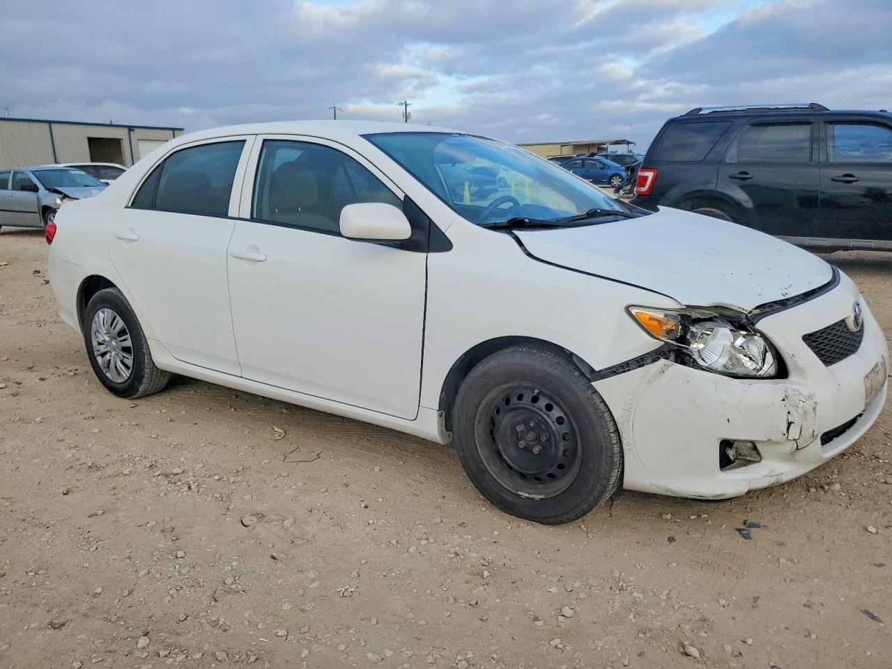 2010 TOYOTA COROLLA BASE photo 4
