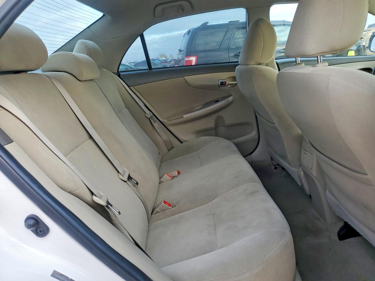 2010 TOYOTA COROLLA BASE photo 10