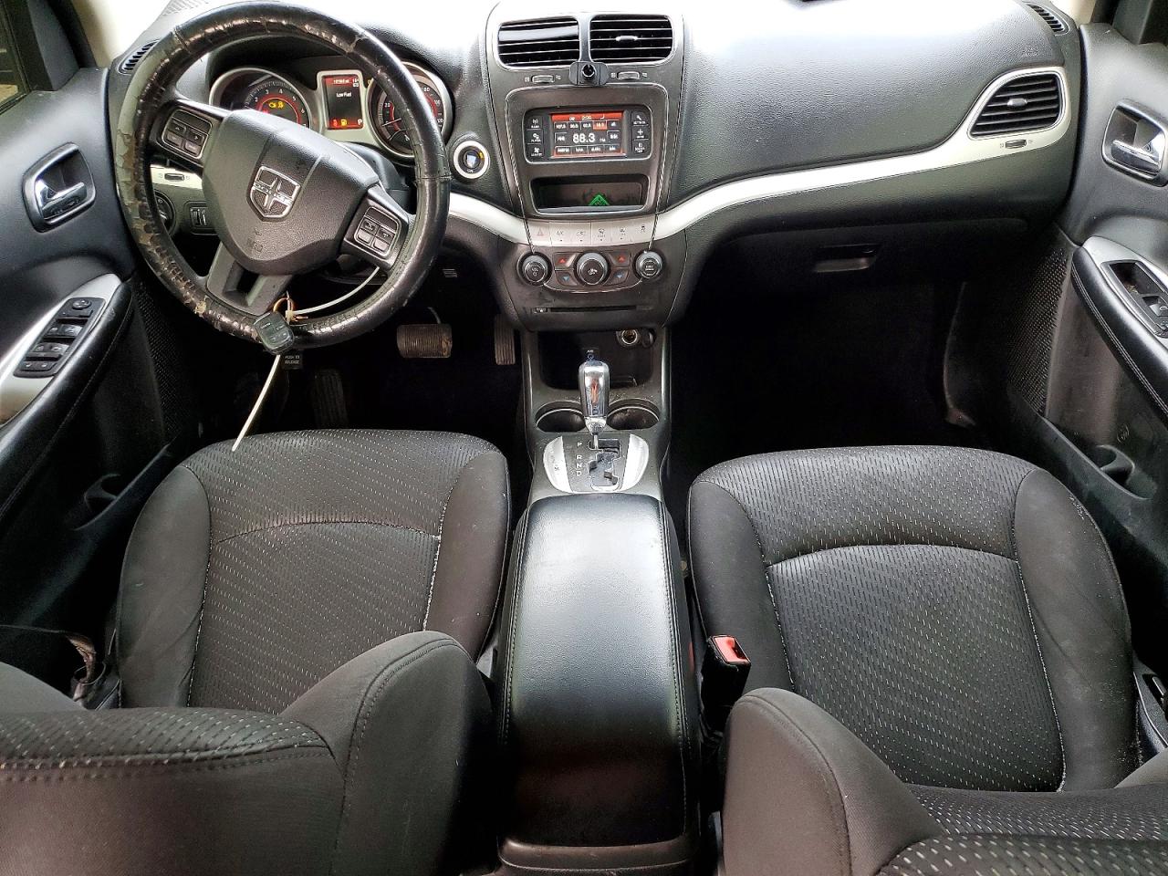 2017 DODGE JOURNEY SE photo 8