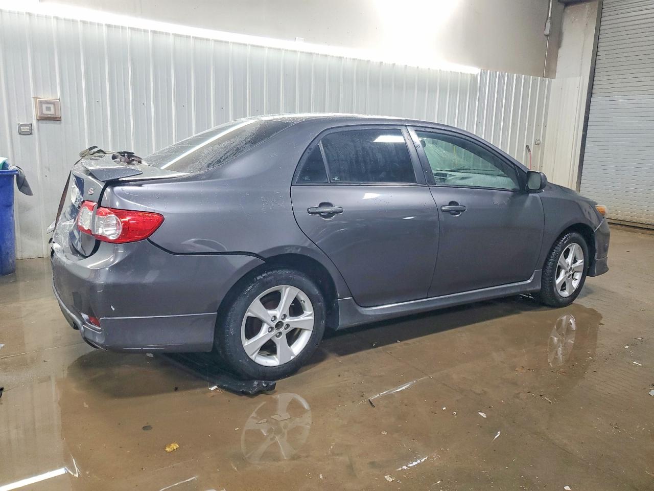 2012 TOYOTA COROLLA BASE photo 3