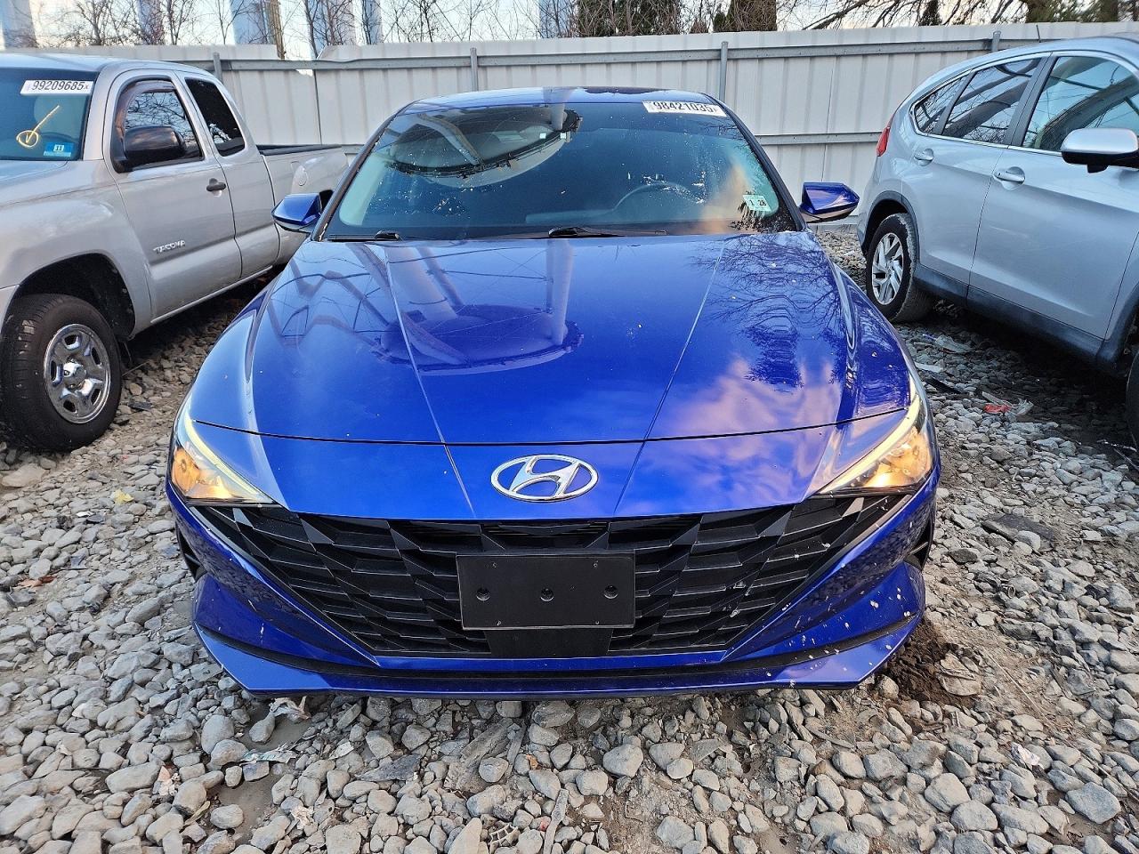 2023 HYUNDAI ELANTRA SEL photo 13