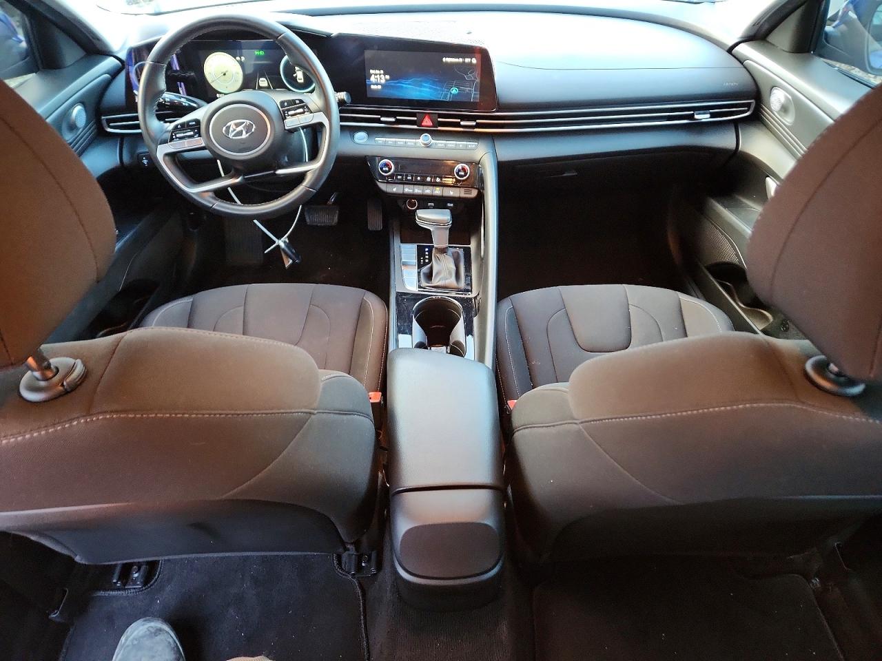 2023 HYUNDAI ELANTRA SEL photo 22