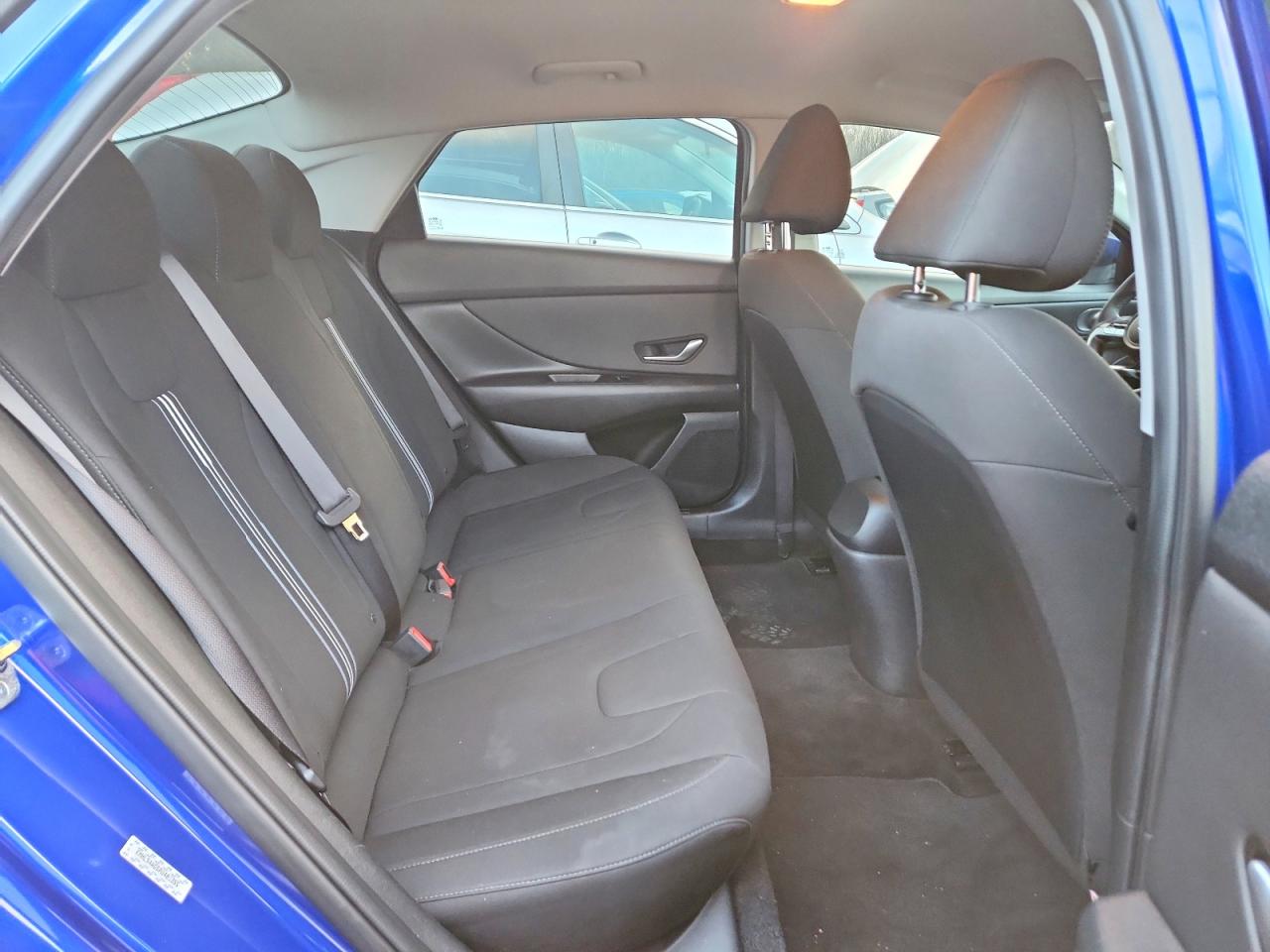 2023 HYUNDAI ELANTRA SEL photo 28