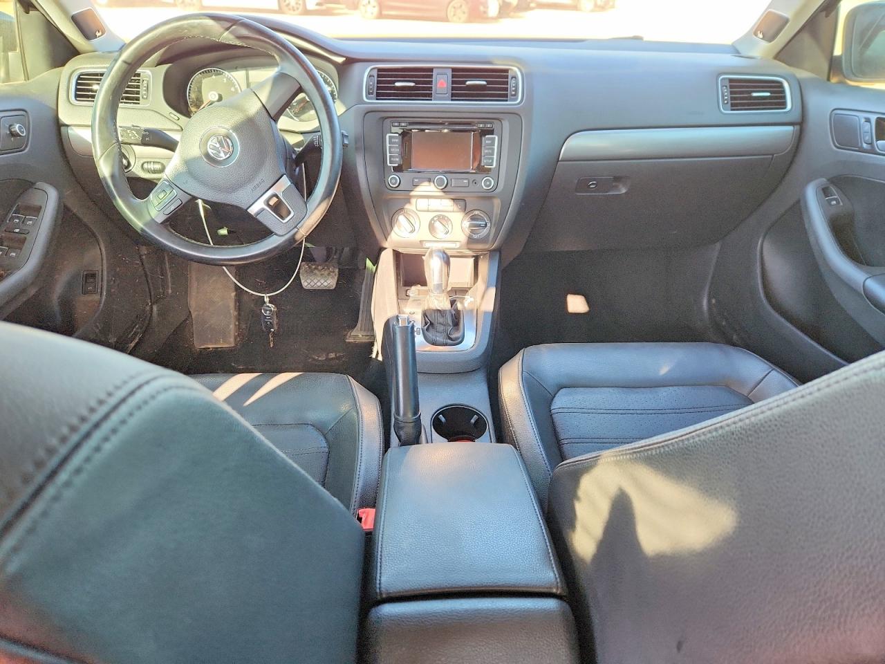 2014 VOLKSWAGEN JETTA SEL photo 8