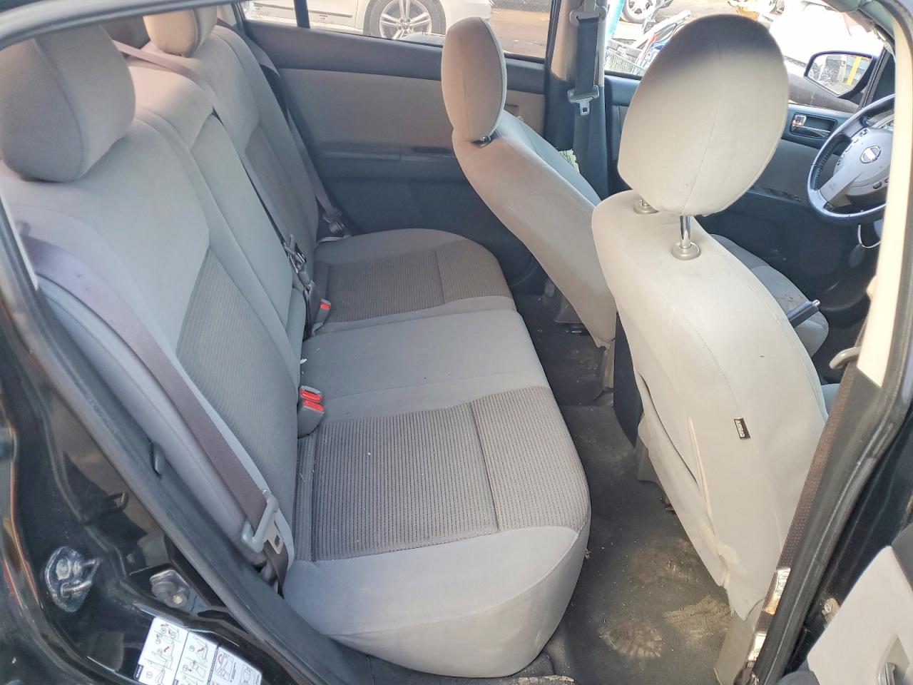 2011 NISSAN SENTRA 2.0 photo 10
