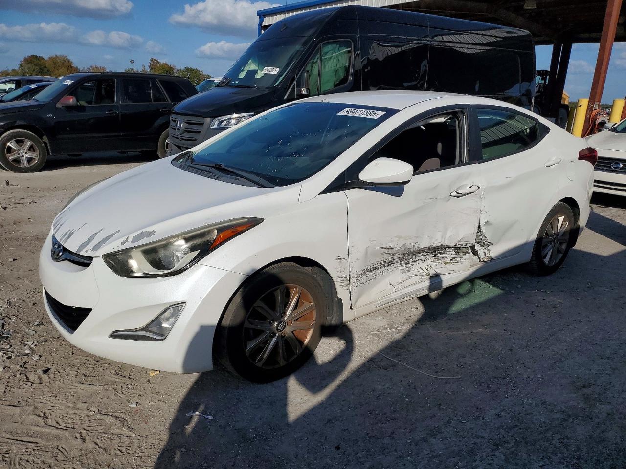 2015 HYUNDAI ELANTRA