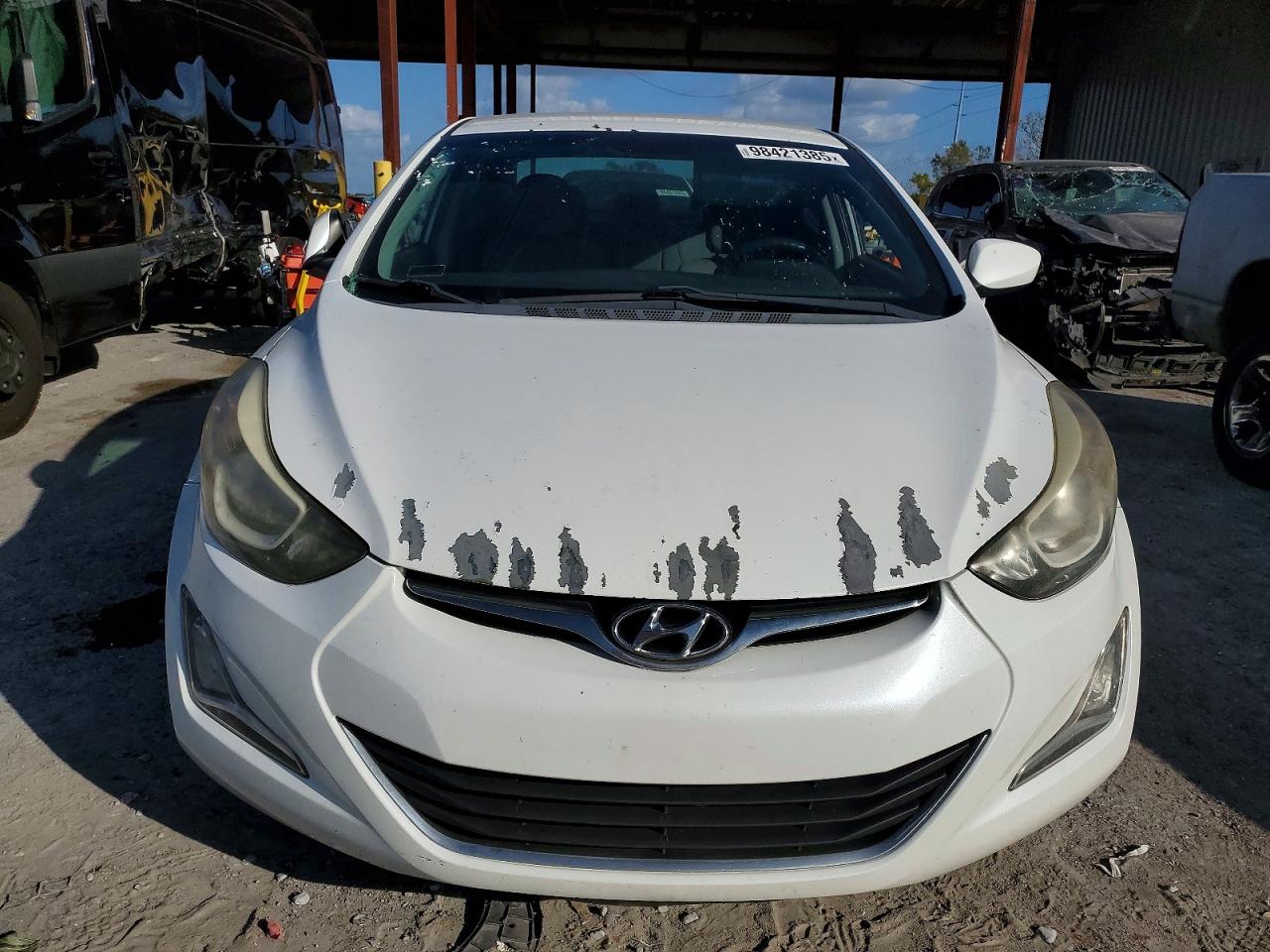 2015 HYUNDAI ELANTRA SE photo 5