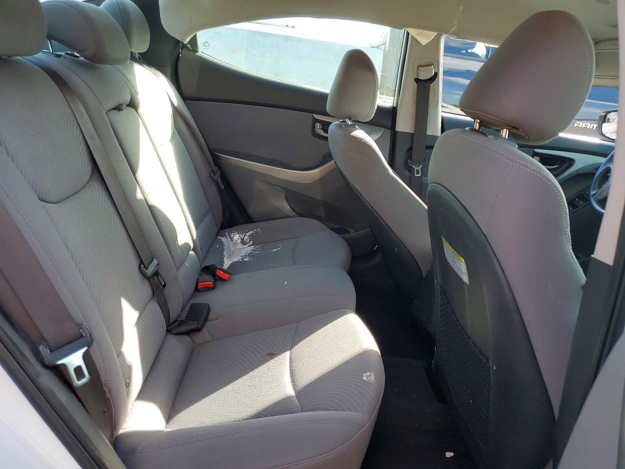 2015 HYUNDAI ELANTRA SE photo 10
