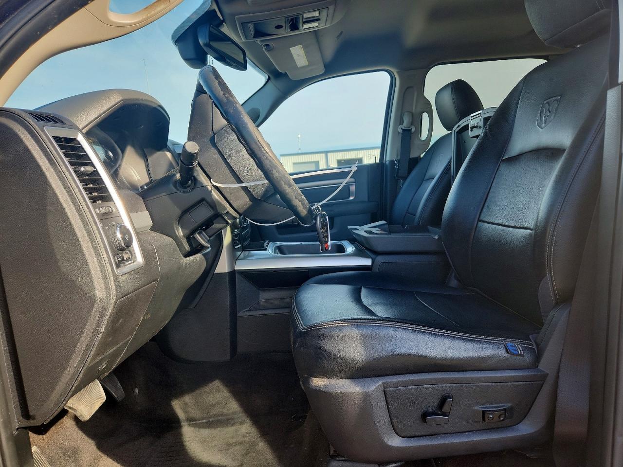 2018 RAM 1500 SLT photo 7