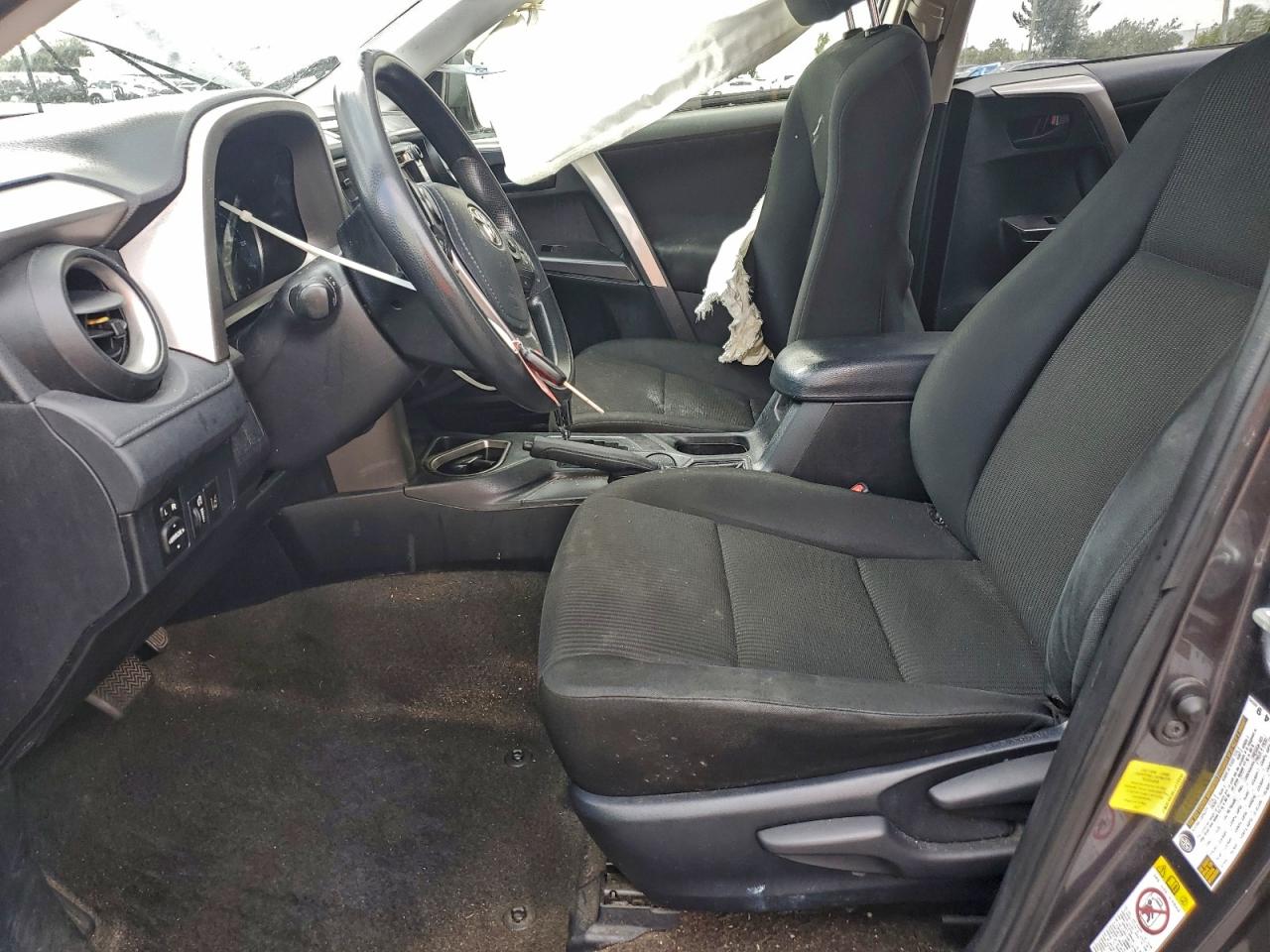 2018 TOYOTA RAV4 LE photo 7