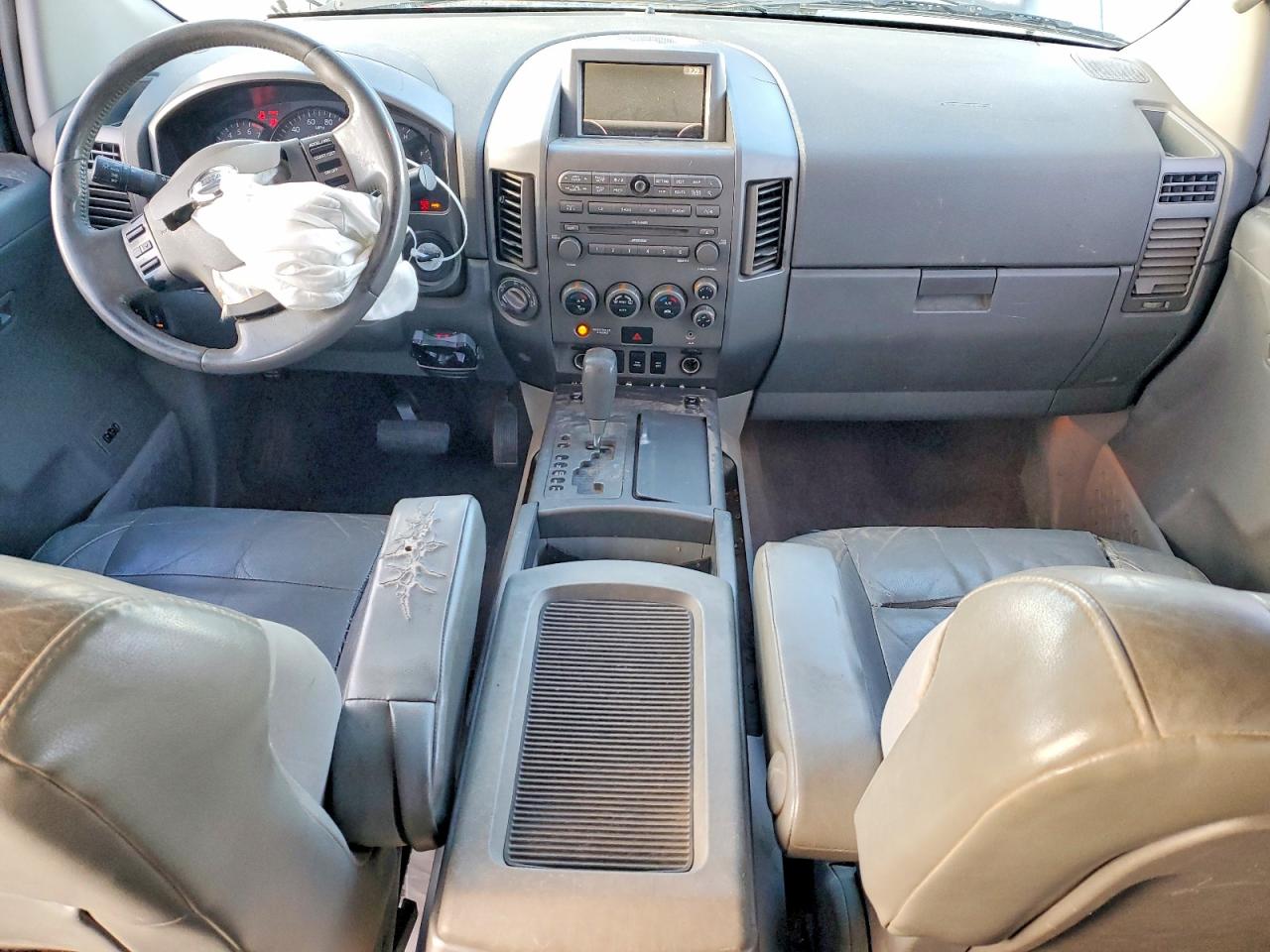 2004 NISSAN ARMADA SE photo 8