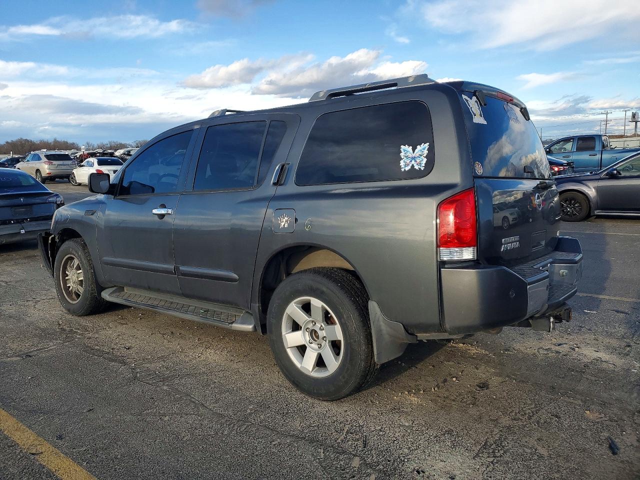 2004 NISSAN ARMADA SE photo 2