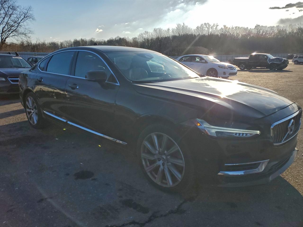 2018 VOLVO S90 T8 INSCRIPTION photo 4