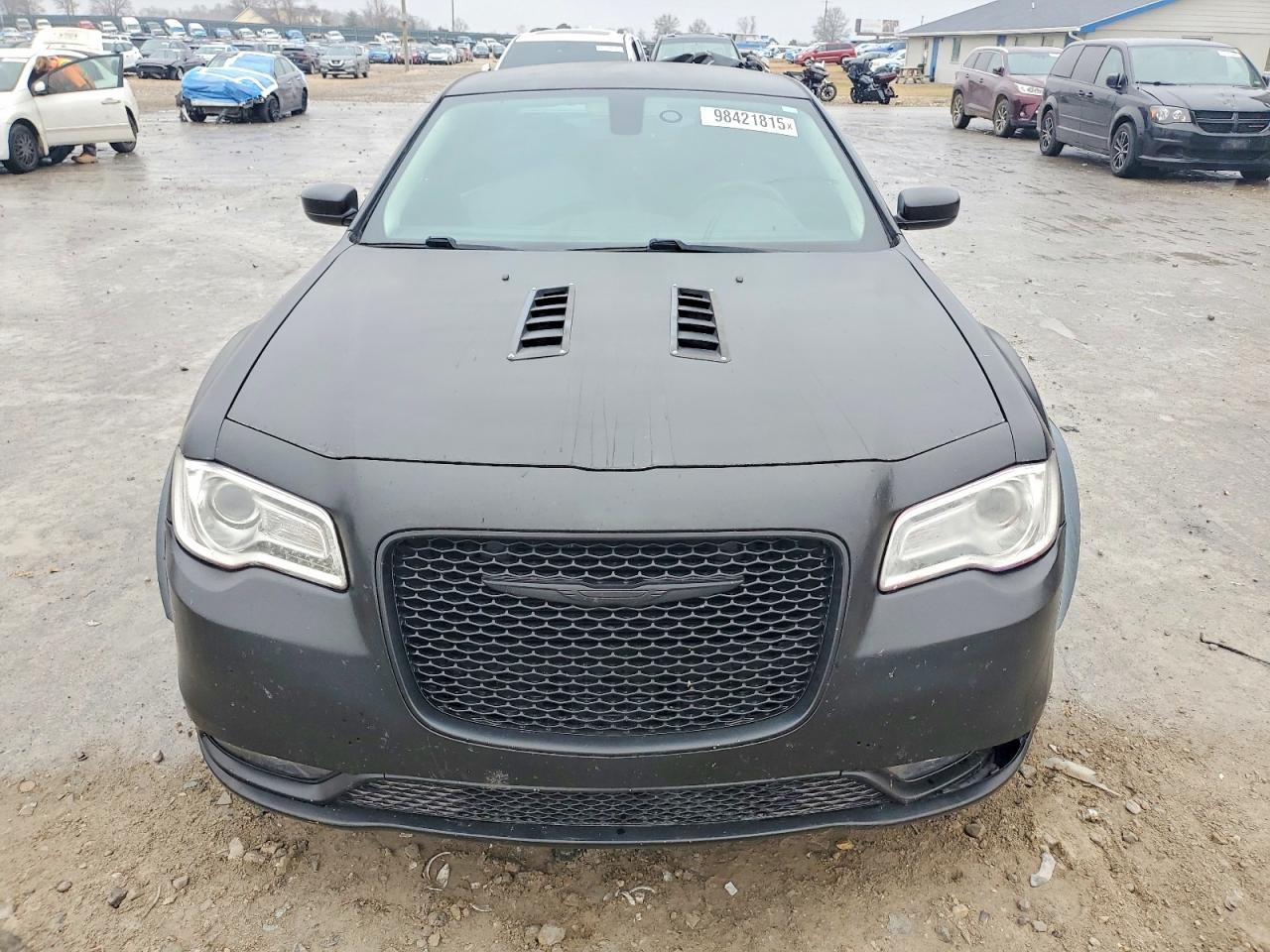 2018 CHRYSLER 300 TOURING photo 5