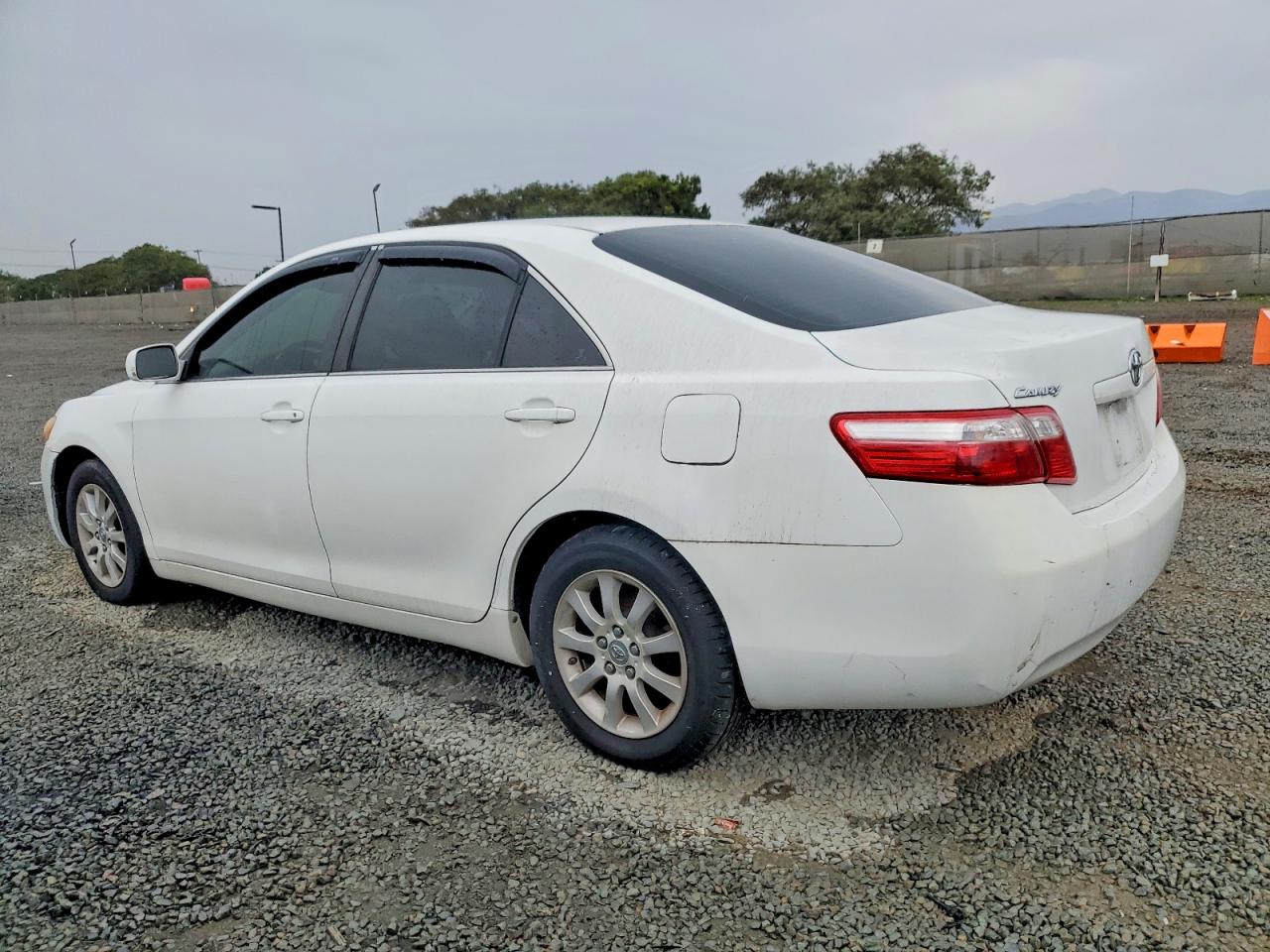 2007 TOYOTA CAMRY CE photo 2