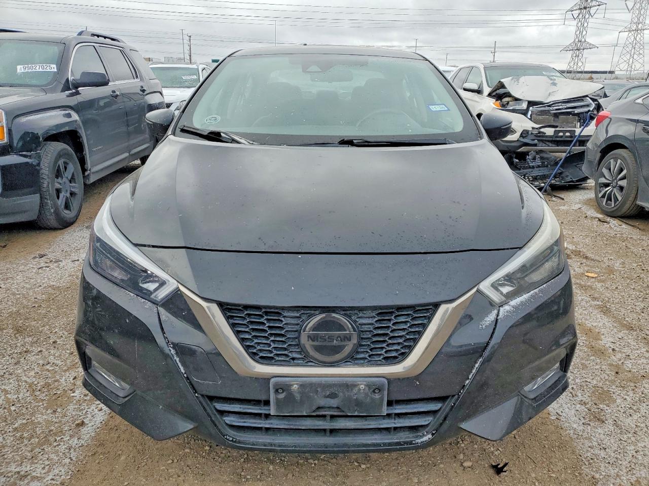 2020 NISSAN VERSA SR photo 9