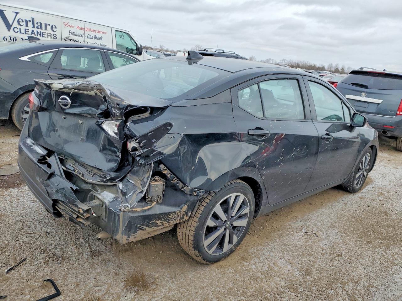 2020 NISSAN VERSA SR photo 5