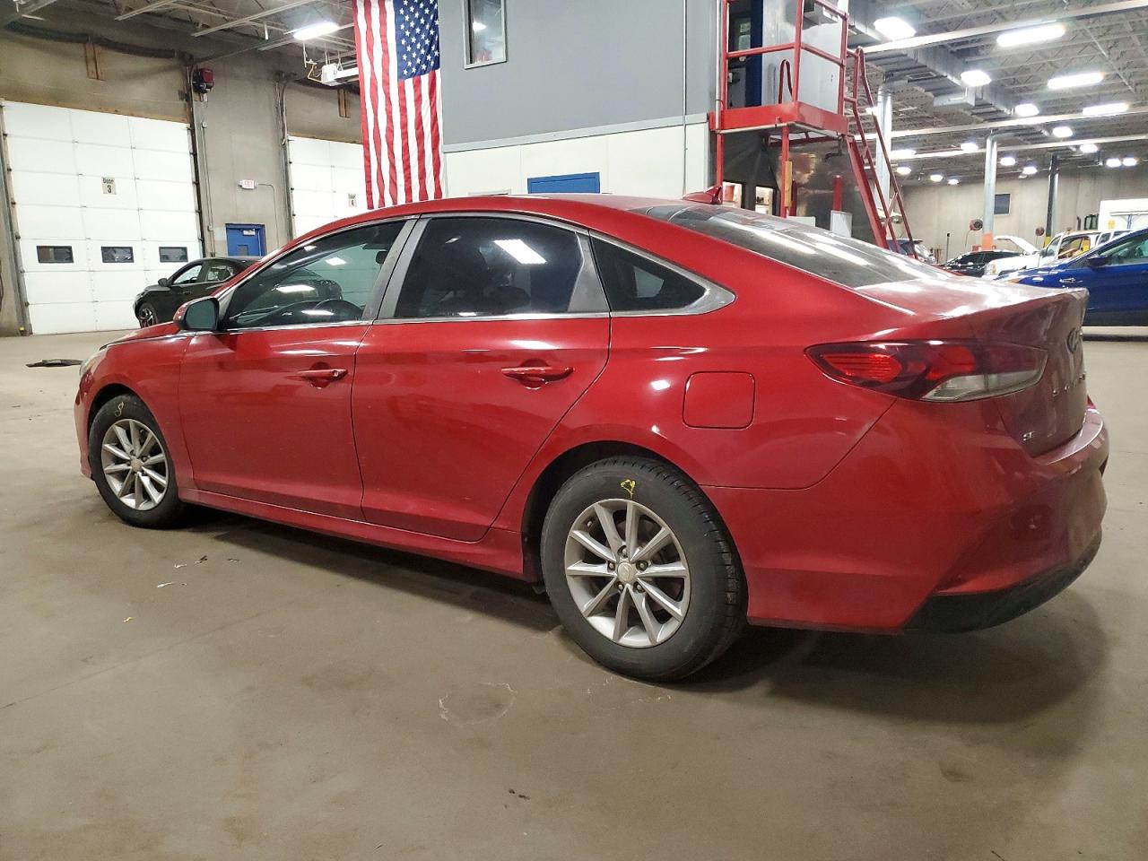 2018 HYUNDAI SONATA SE photo 2