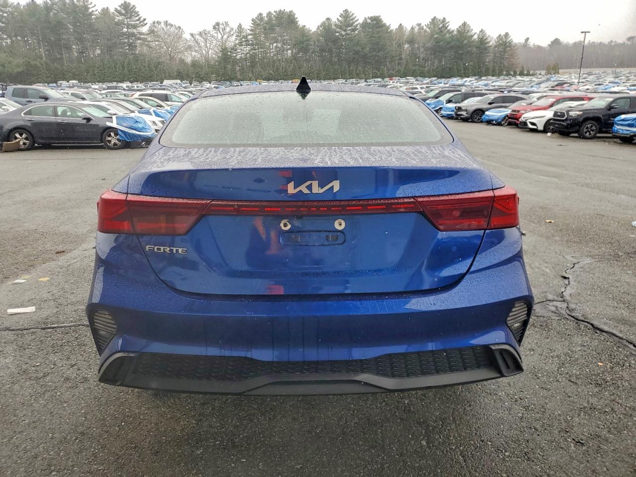 2024 KIA FORTE LX photo 6