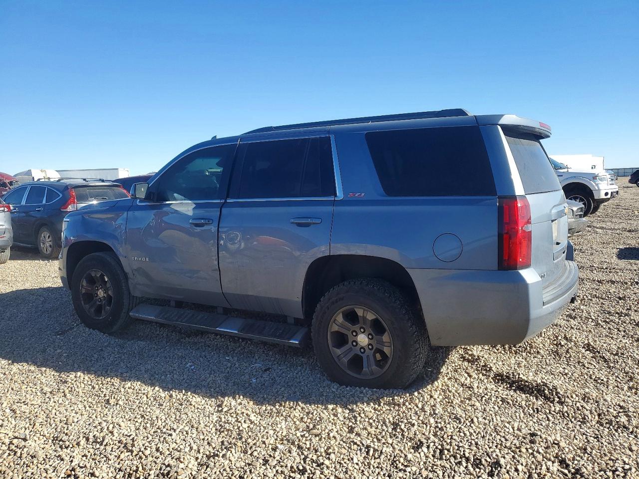 2015 CHEVROLET TAHOE K1500 LT photo 2