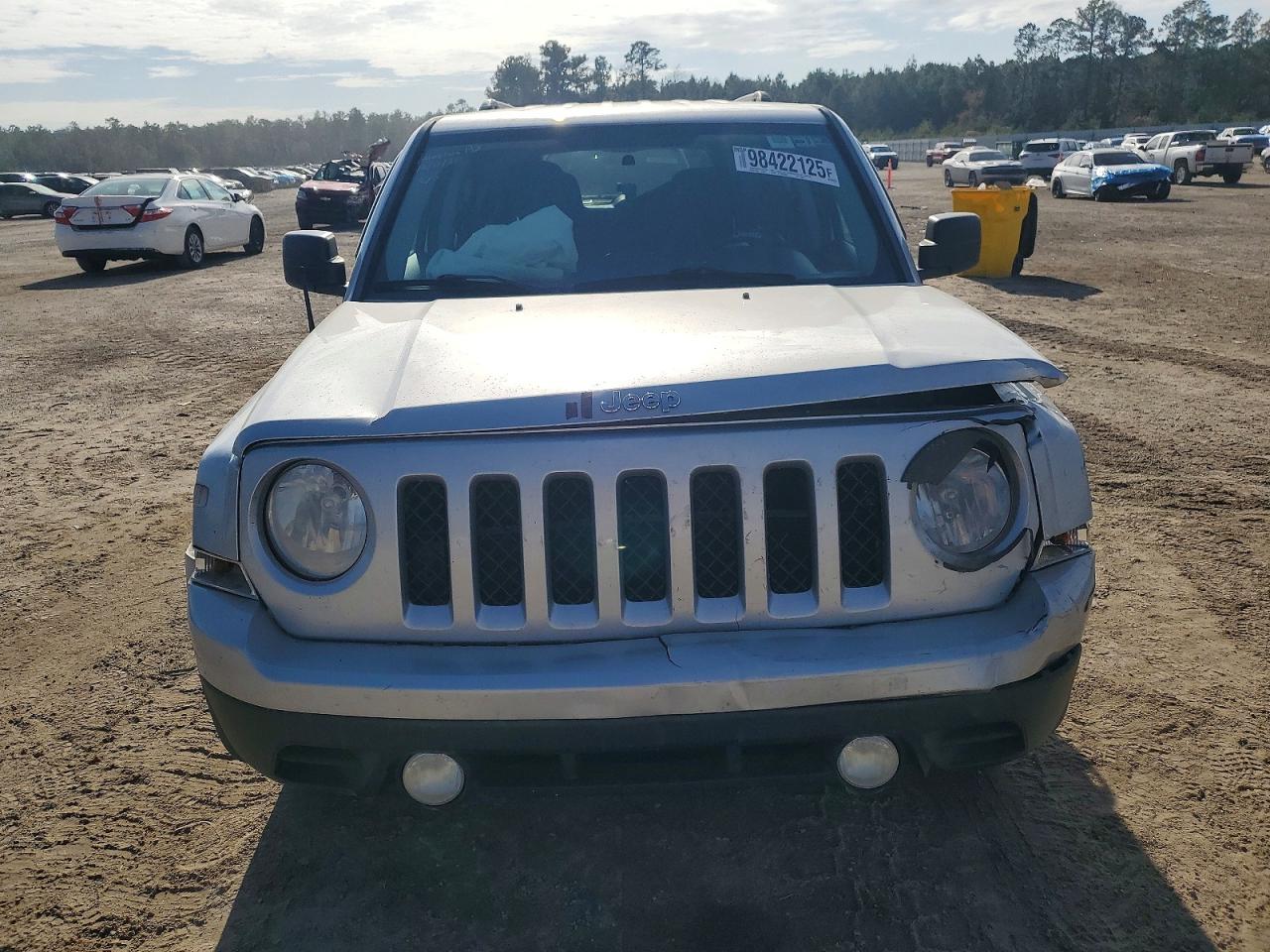 2014 JEEP PATRIOT SPORT photo 9