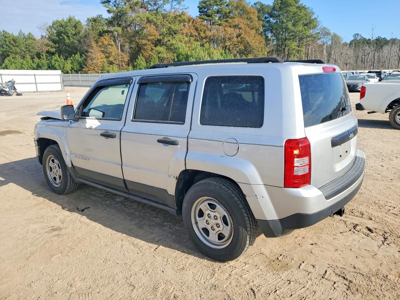 2014 JEEP PATRIOT SPORT photo 3