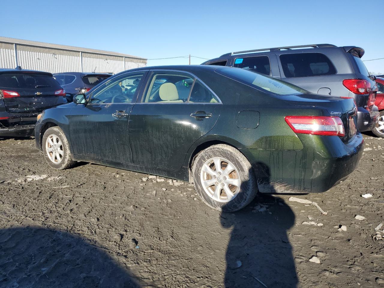 2011 TOYOTA CAMRY BASE photo 2