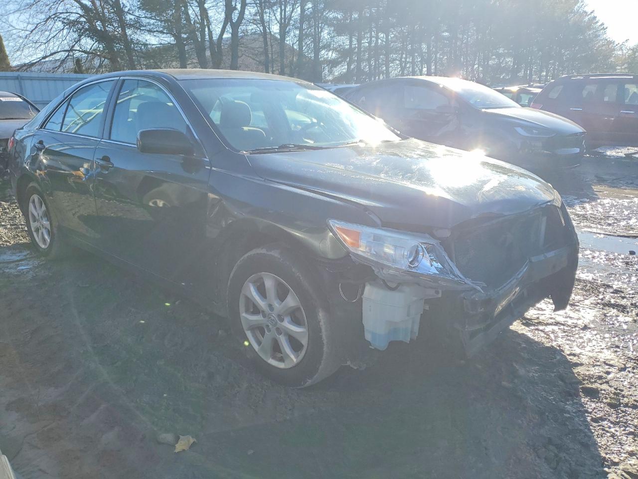 2011 TOYOTA CAMRY BASE photo 4