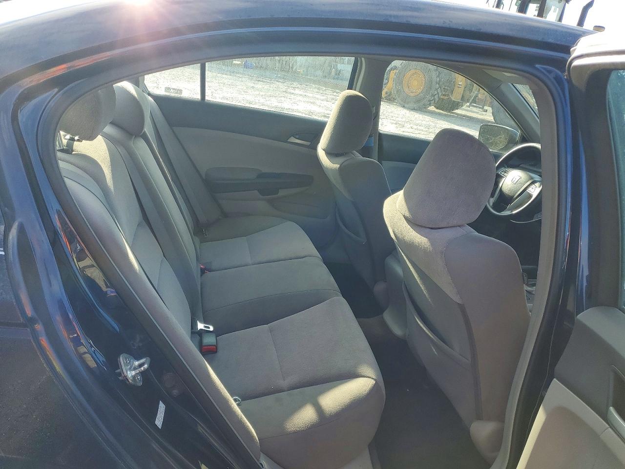 2009 HONDA ACCORD LX photo 10