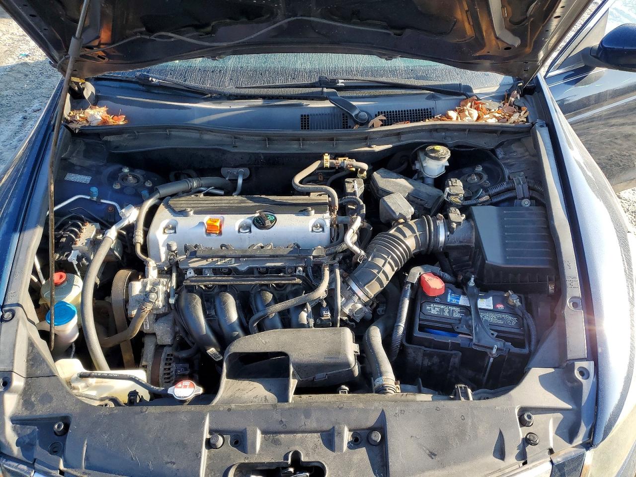 2009 HONDA ACCORD LX photo 11