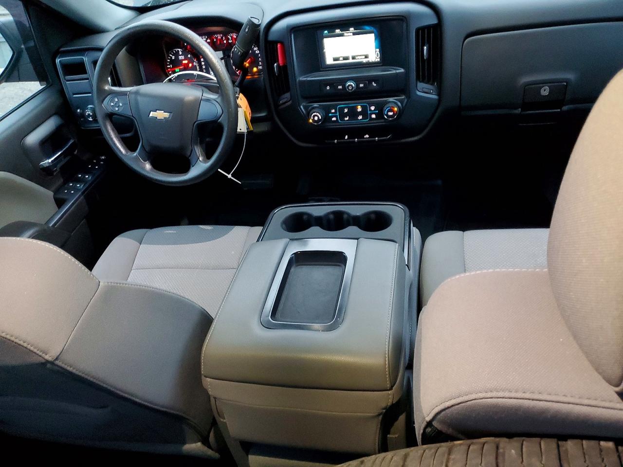2018 CHEVROLET SILVERADO K1500 CUSTOM photo 8