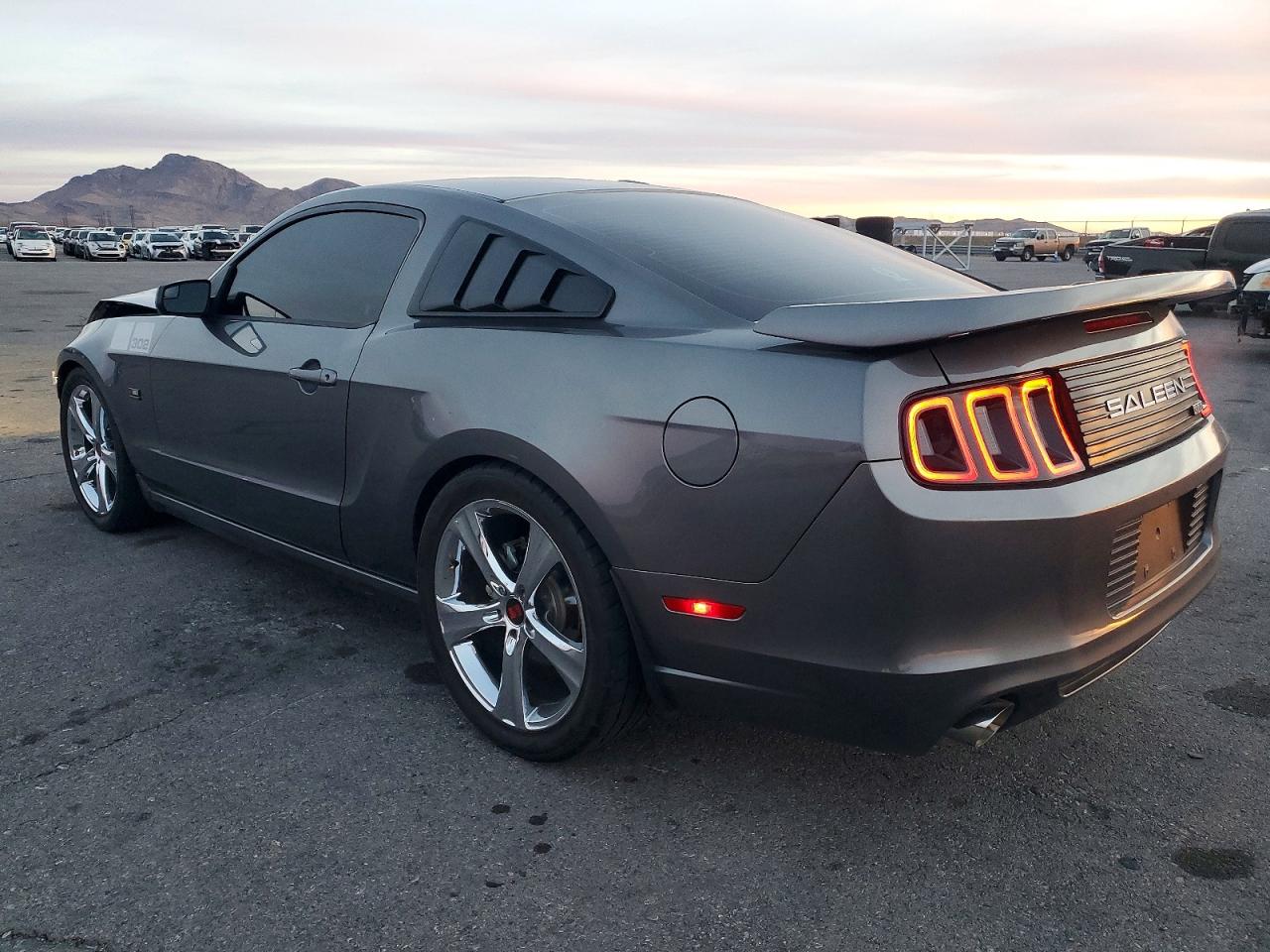 2014 FORD MUSTANG GT photo 2