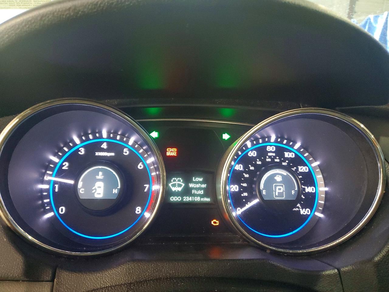 2012 HYUNDAI SONATA GLS photo 25