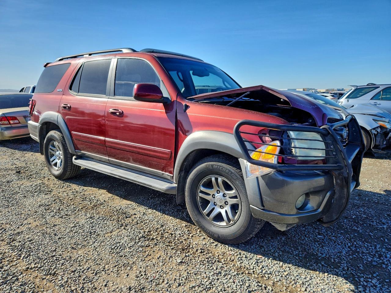 2004 TOYOTA SEQUOIA SR5 photo 4